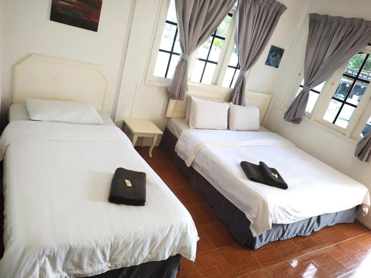 Vagary Pangkor Hotel Pekan Pangkor Buitenkant foto