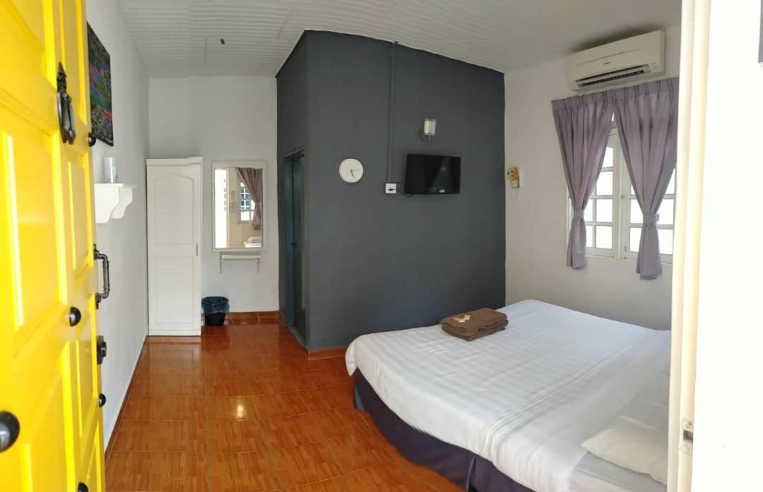 Vagary Pangkor Hotel Pekan Pangkor Buitenkant foto